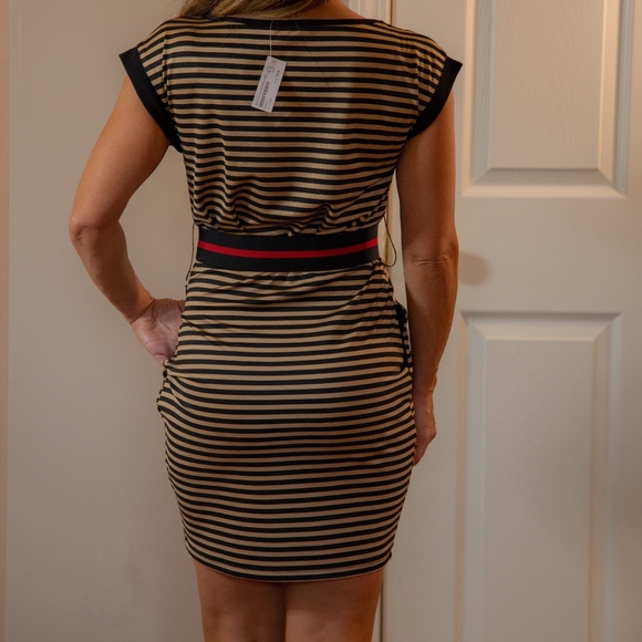 Gold Bodycon Mini Dress NWT - Picture 4 of 8